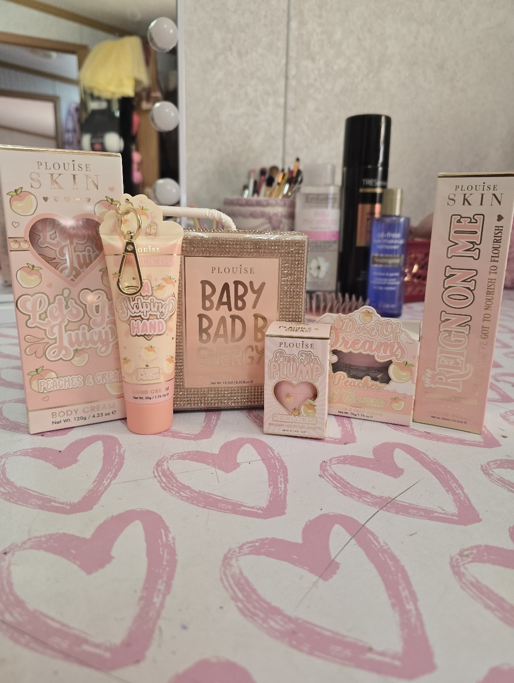 P.Louise Peaches And Cream Set!!